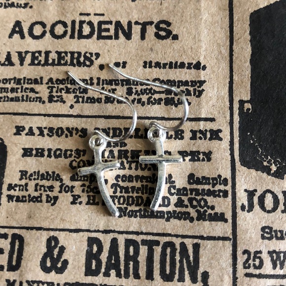 Small dangle earring bundle!!! - Picture 5 of 6